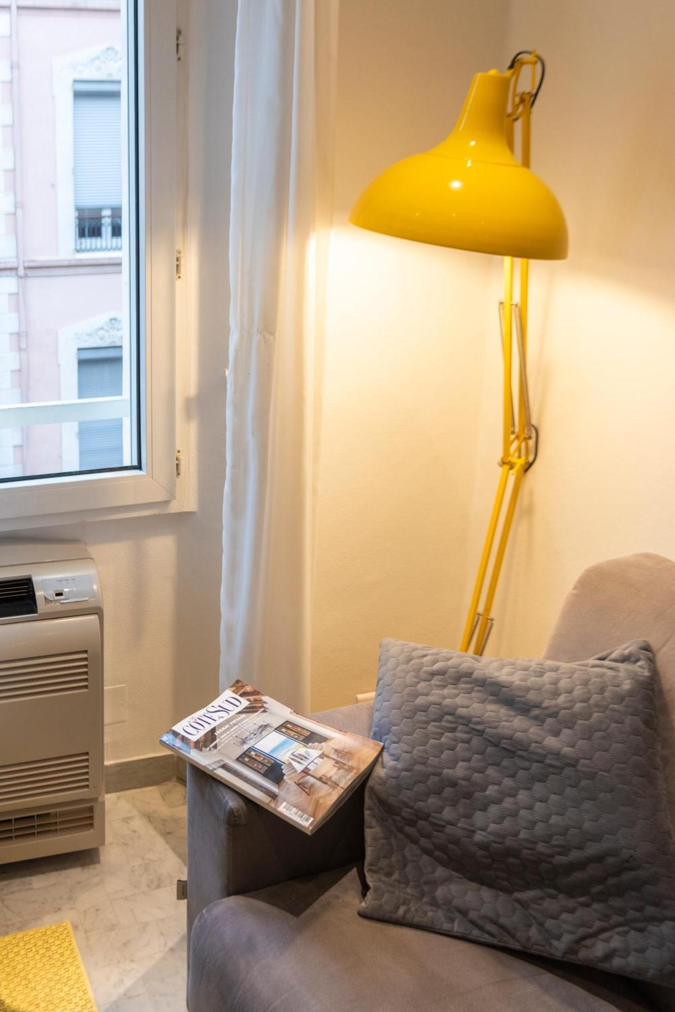 Lovely Renovated 45M2 In The Hearth Of Cannes Kültér fotó